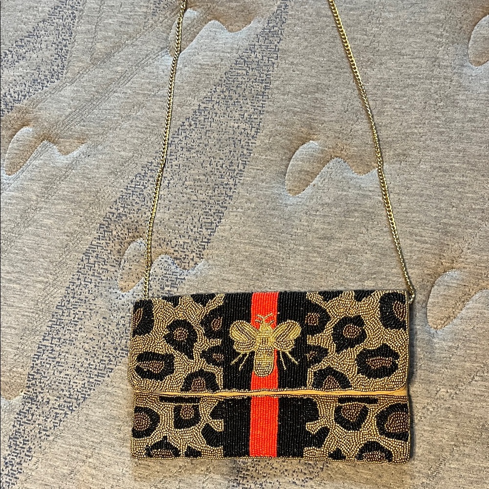 Elegant Leopard Beaded Clutch with Gold Chain